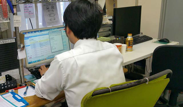 男性スタッフ2